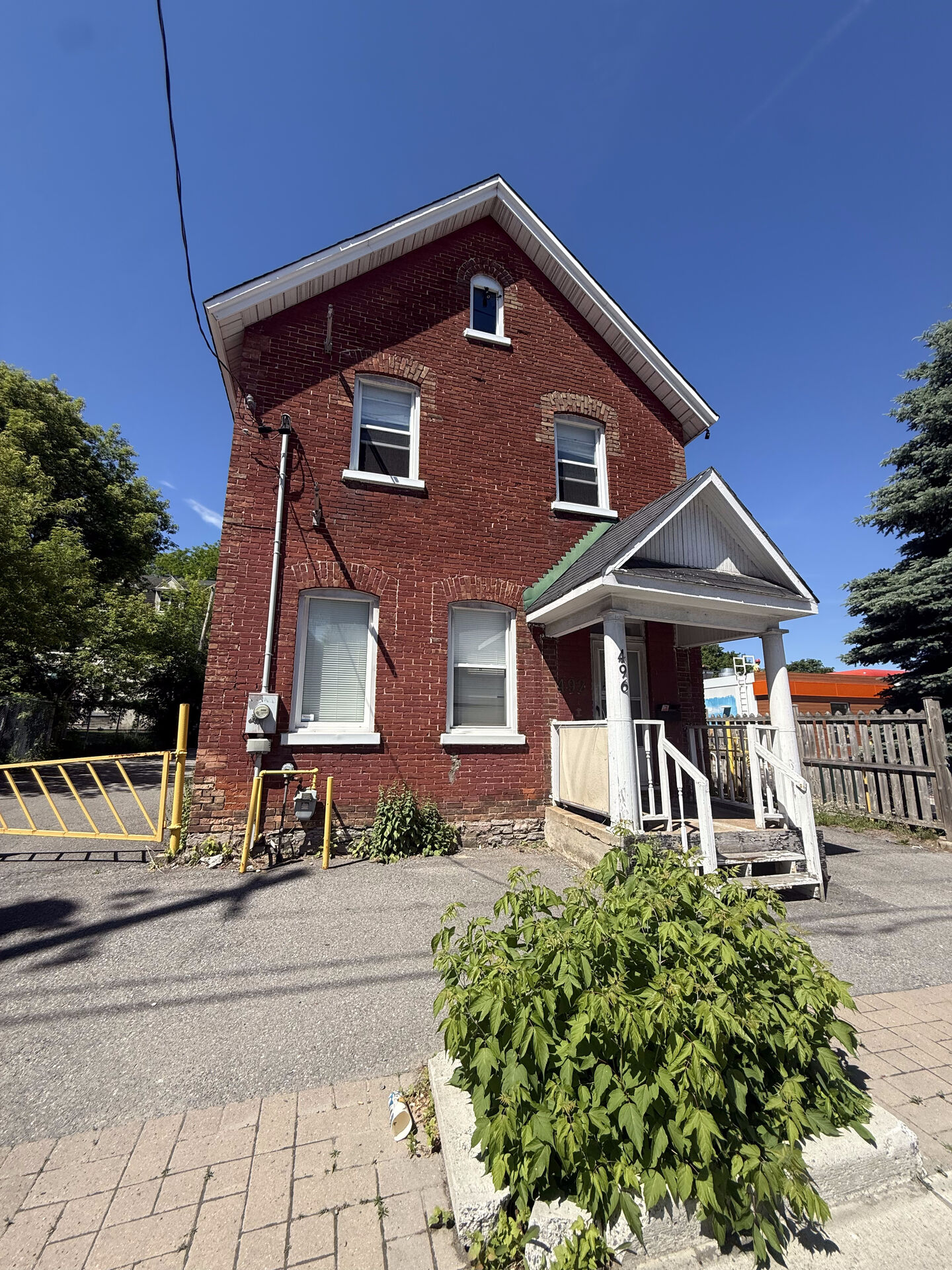 492 Bronson Street porch before rebuild - Capital Ridge Construction Ottawa
